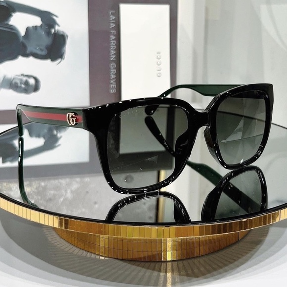NWT GUCCI GG0715SA - 001 UNISEX Sunglasses